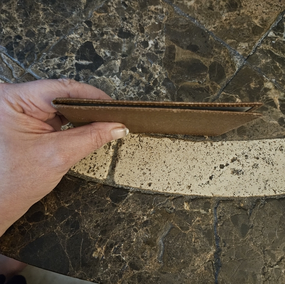 Louis Vuitton Brown Taiga Leather Card Holder ID Wallet case - Picture 7 of 10